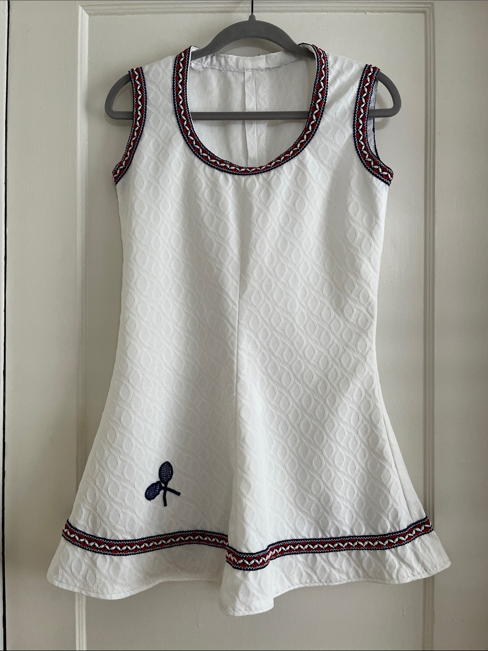 70s Vintage Textured Tennis Appliqué Trim White Handmade Mini Dress Size S